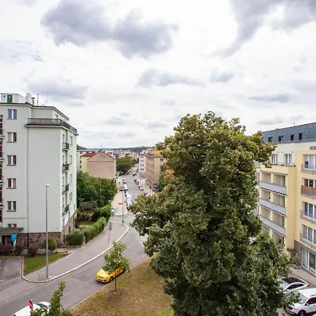 Blueground 10 Equipped Furnished Prg-16 Appartement